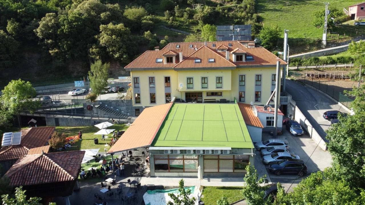 Hotel Santa Cristina Пола-де-Лена Экстерьер фото